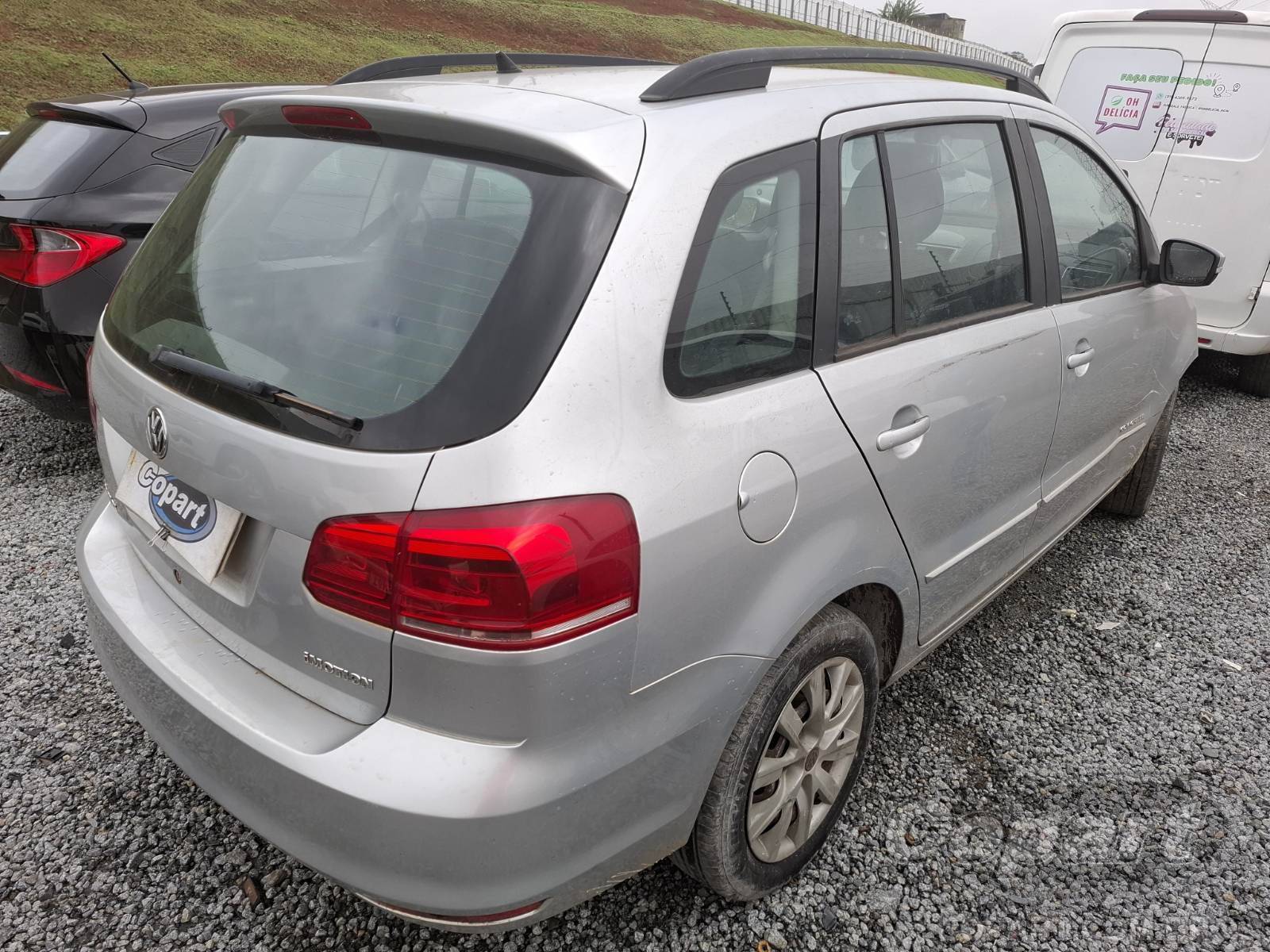 2016 VOLKSWAGEN SPACEFOX — foto 4 de 10