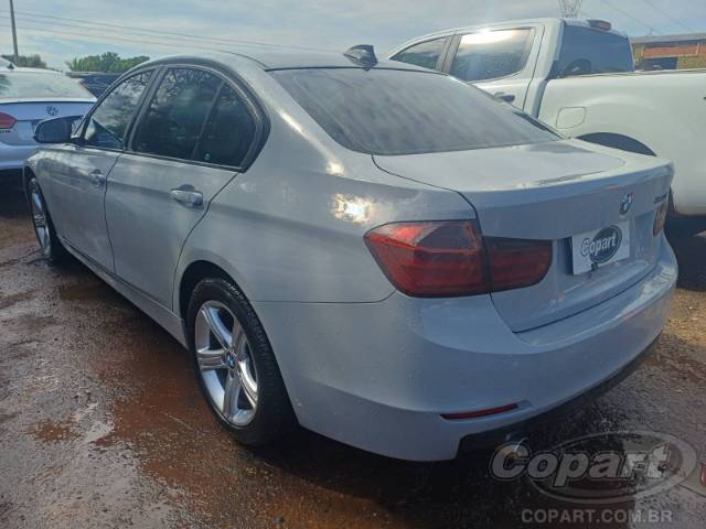 2014 BMW SERIE 3 