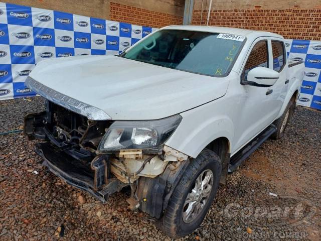 2023 NISSAN FRONTIER CD 