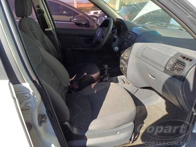2015 FIAT SIENA 