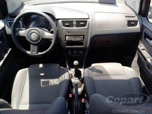 2010 VOLKSWAGEN FOX 