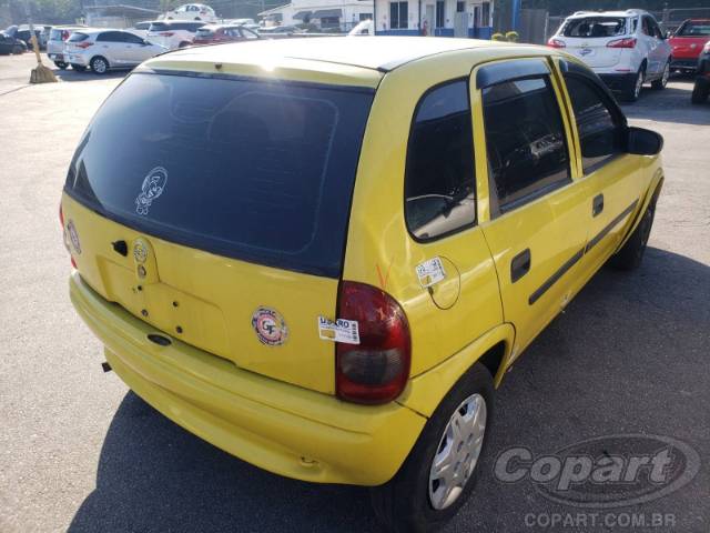 2002 CHEVROLET CORSA 