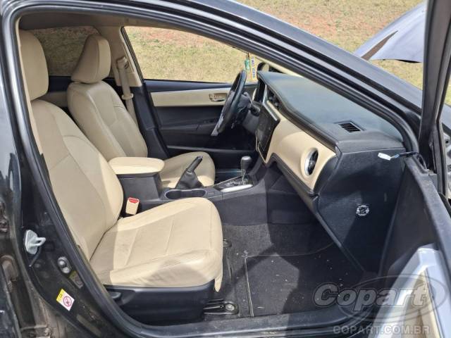 2018 TOYOTA COROLLA 