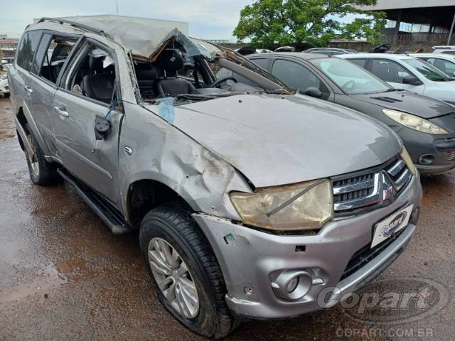 2015 MITSUBISHI PAJERO DAKAR 