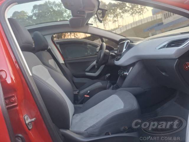 2015 PEUGEOT 208 