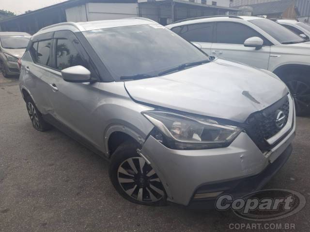 2019 NISSAN KICKS 