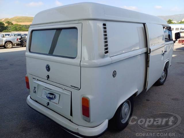 2009 VOLKSWAGEN KOMBI FURGAO 