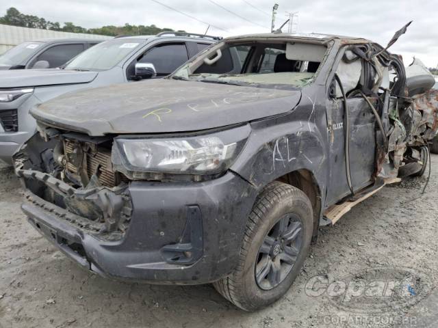 2024 TOYOTA HILUX CD 