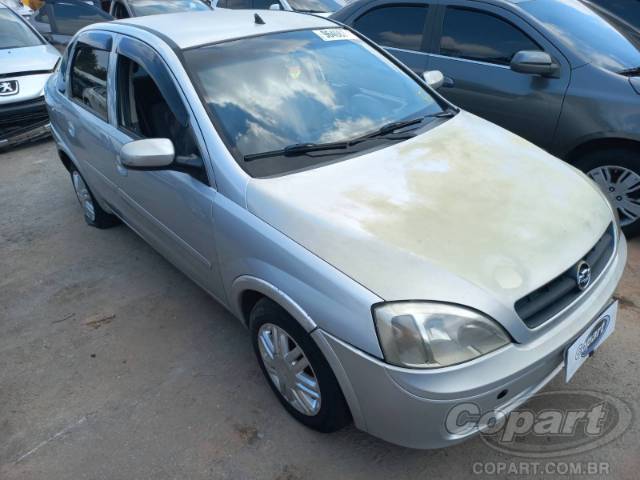 2005 CHEVROLET CORSA SEDAN 