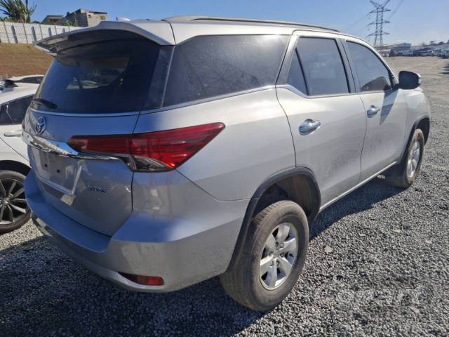 2019 TOYOTA SW4 