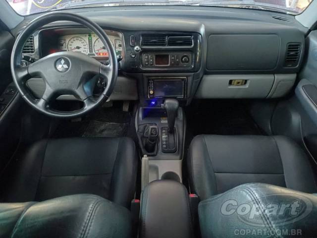 2010 MITSUBISHI PAJERO SPORT 