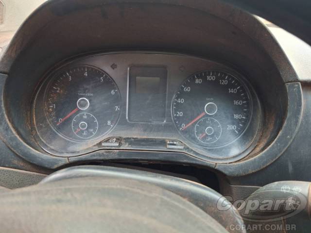 2011 VOLKSWAGEN FOX 
