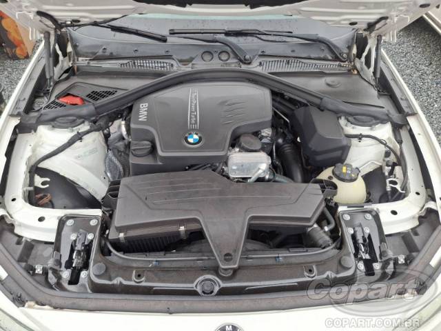 2016 BMW SERIE 1 