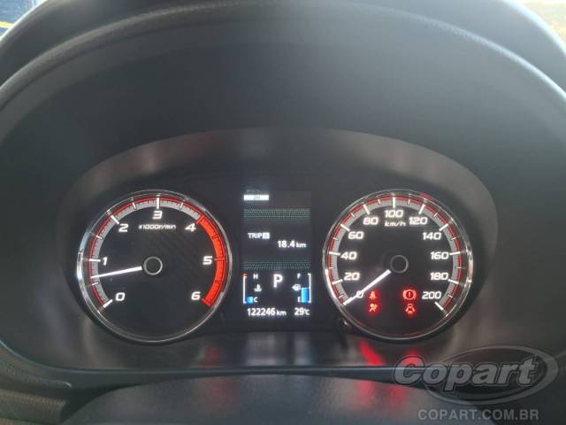2021 MITSUBISHI L200 TRITON 