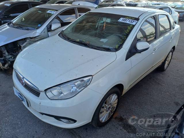 2016 FIAT GRAND SIENA 