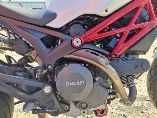 2014 DUCATI MONSTER 