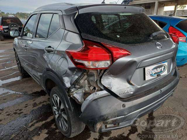 2018 NISSAN KICKS 
