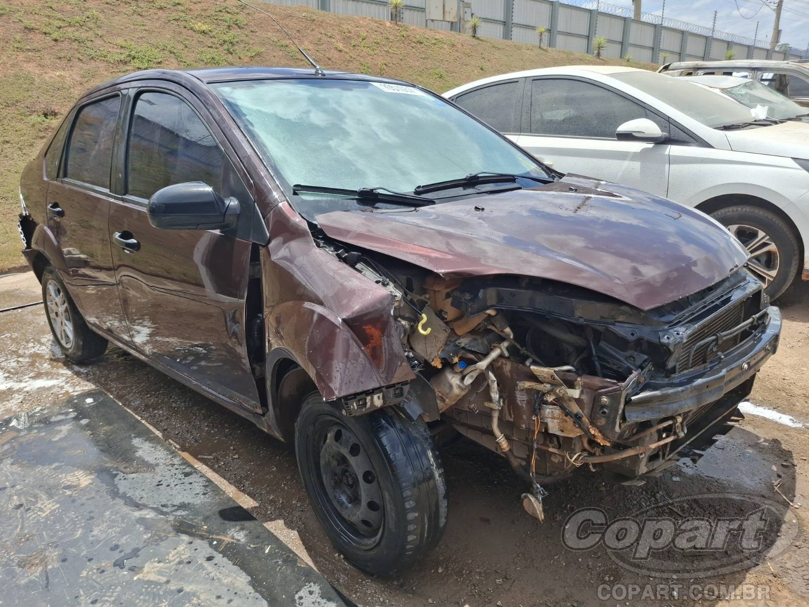 Veículo Ford FIESTA SEDAN FORD FIESTA SEDAN 2011 Flex 1.6 2011 em leilão