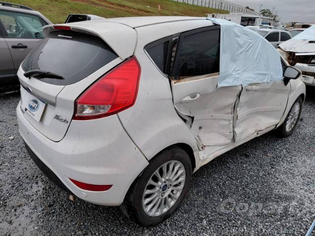 2015 FORD FIESTA 