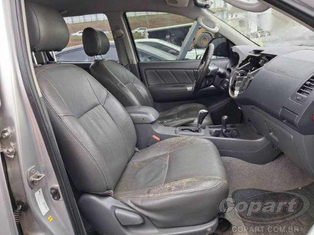 2013 TOYOTA HILUX CD 