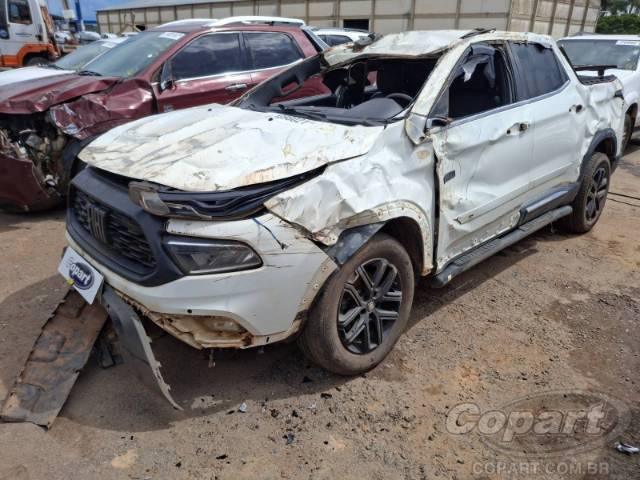 2022 FIAT TORO 