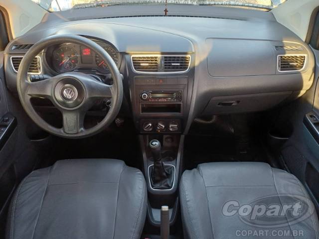 2013 VOLKSWAGEN FOX 