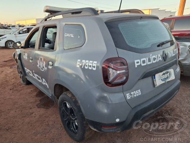 2025 RENAULT DUSTER 