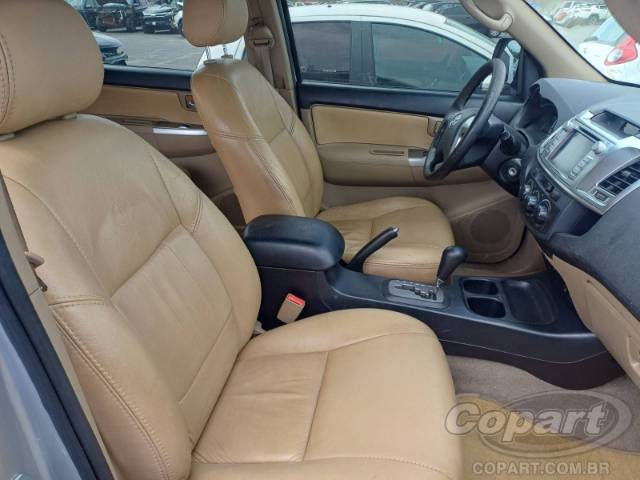 2014 TOYOTA HILUX SW4 