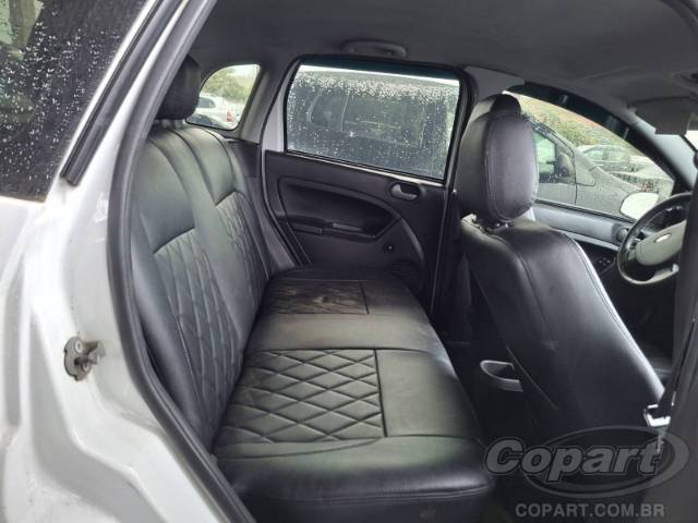 2013 FORD FIESTA 
