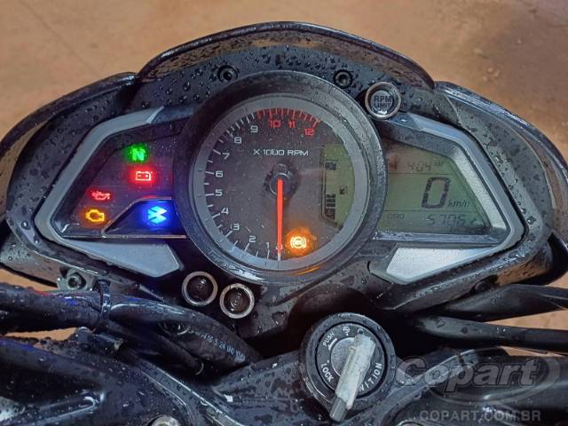 2025 BAJAJ DOMINAR 