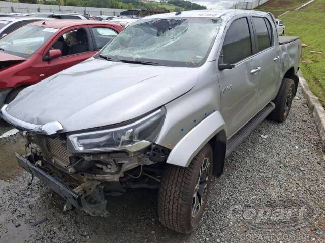 2025 TOYOTA HILUX CD 