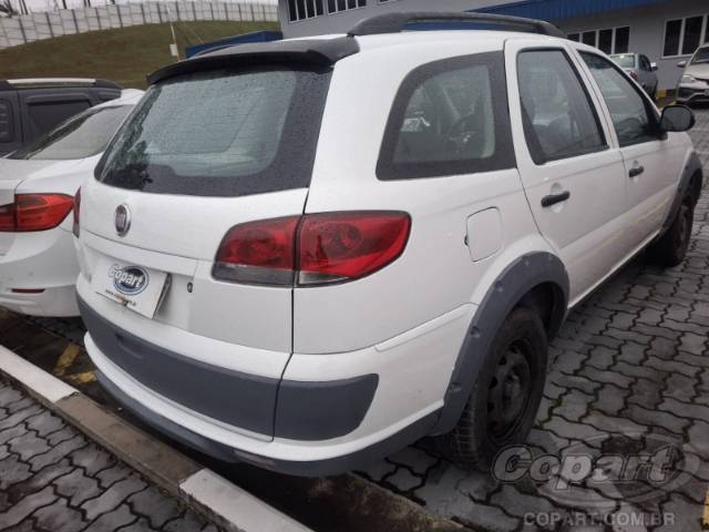 2016 FIAT WEEKEND 