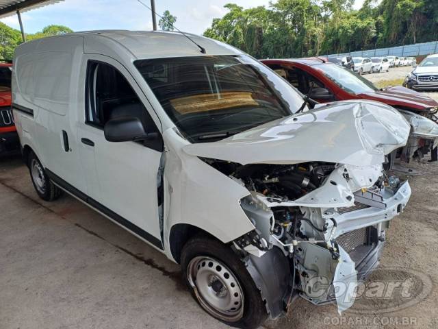 2025 RENAULT KANGOO 