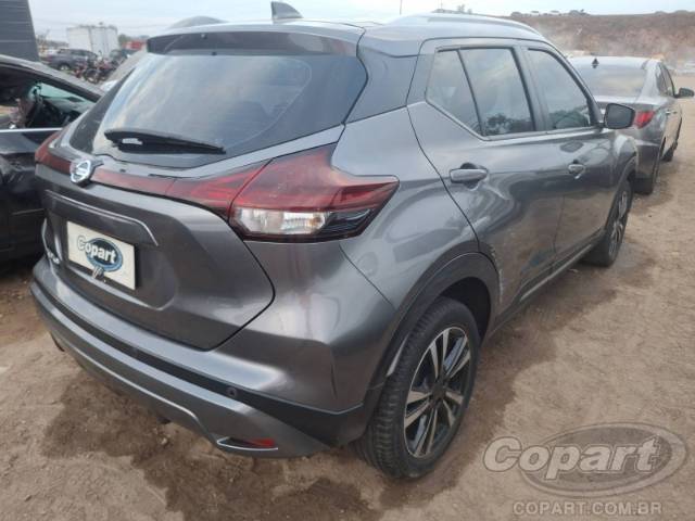 2022 NISSAN KICKS 
