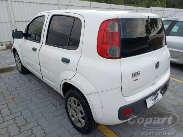 2016 FIAT UNO 