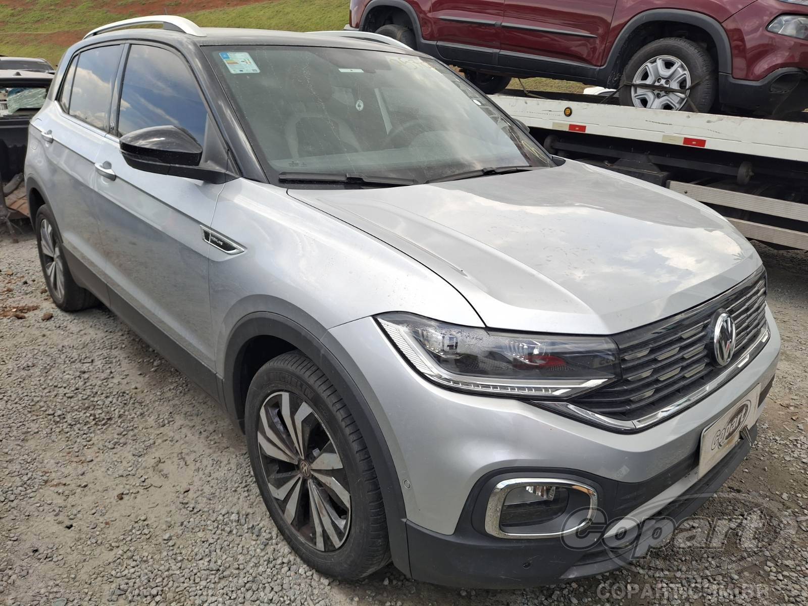 Veículo VW - VolksWagen T-Cross Volkswagen T-Cross Highline 1.4 16V TSI Turbo 2019 Enchente 2020 em leilão