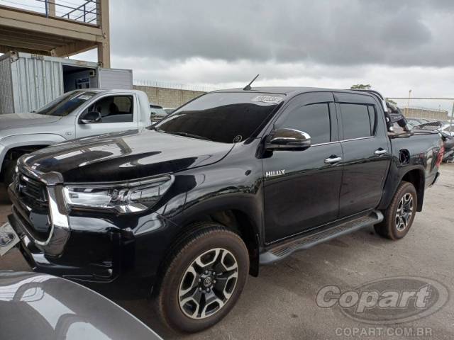 2023 TOYOTA HILUX CD 