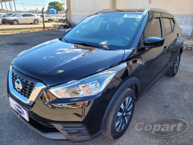 2019 NISSAN KICKS 