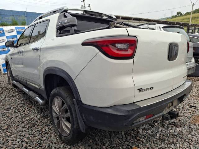 2019 FIAT TORO 