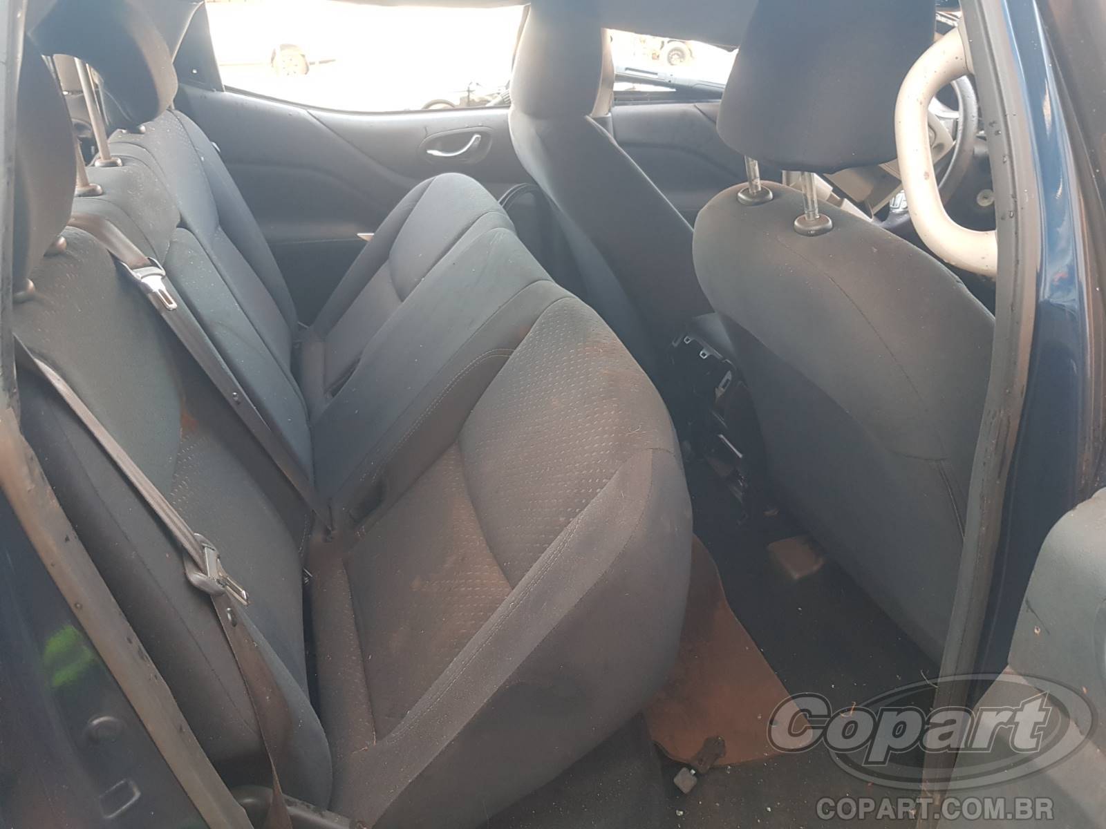 Foto 6 de 11: 2021 NISSAN FRONTIER CD