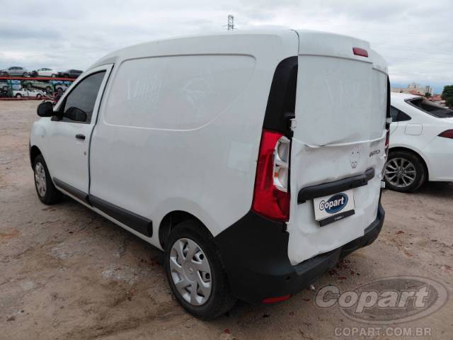 2025 RENAULT KANGOO 