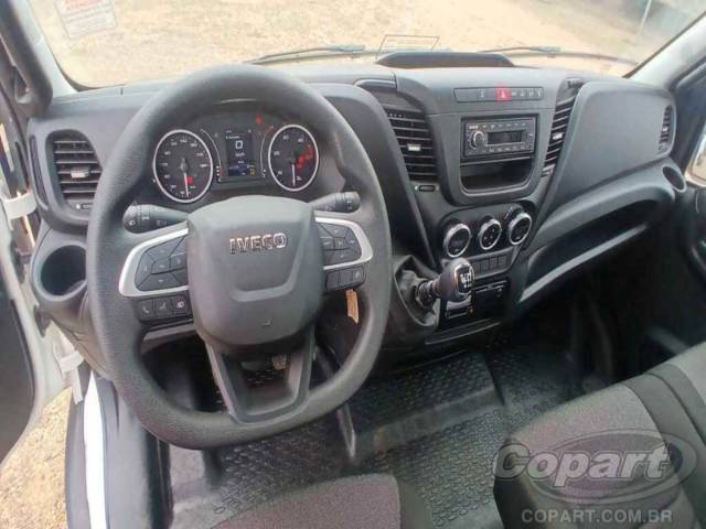 2023 IVECO DAILY 