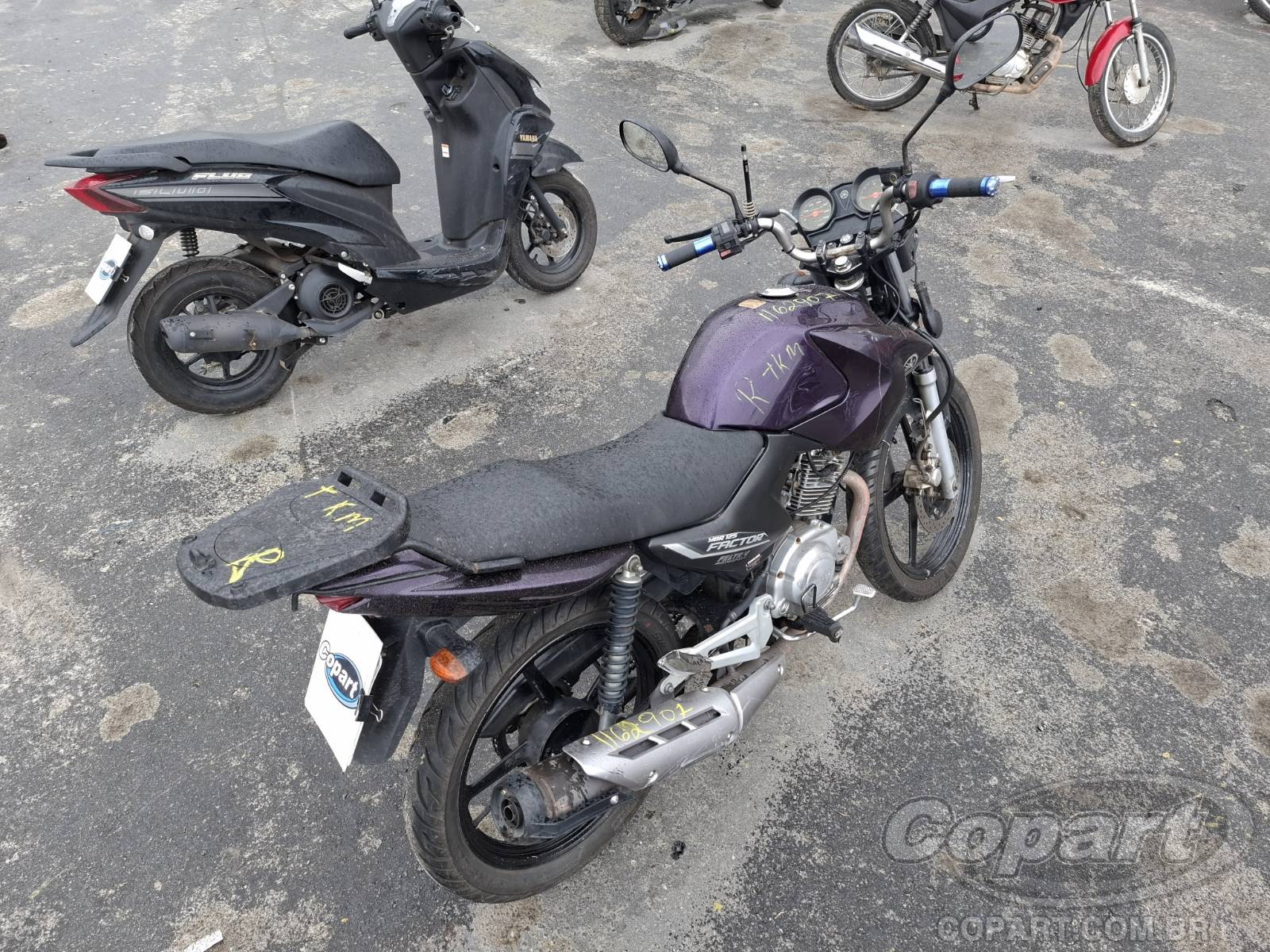 2011 YAMAHA YBR 125 — foto 4 de 10