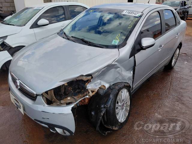 2013 FIAT GRAND SIENA 