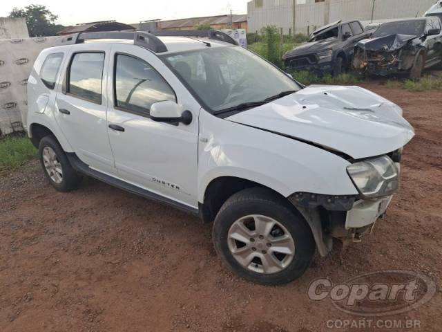 2017 RENAULT DUSTER 