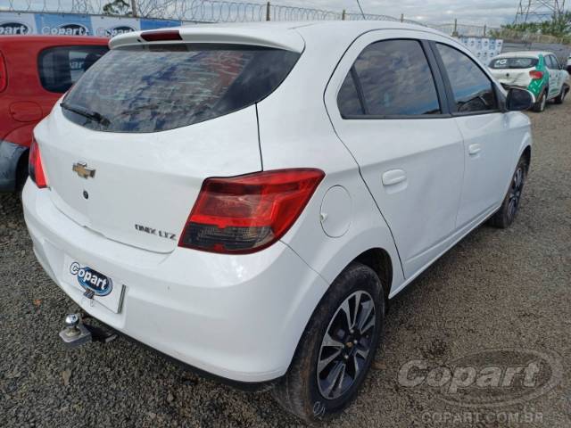 2015 CHEVROLET ONIX 