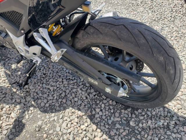 2024 HONDA CB 300F 