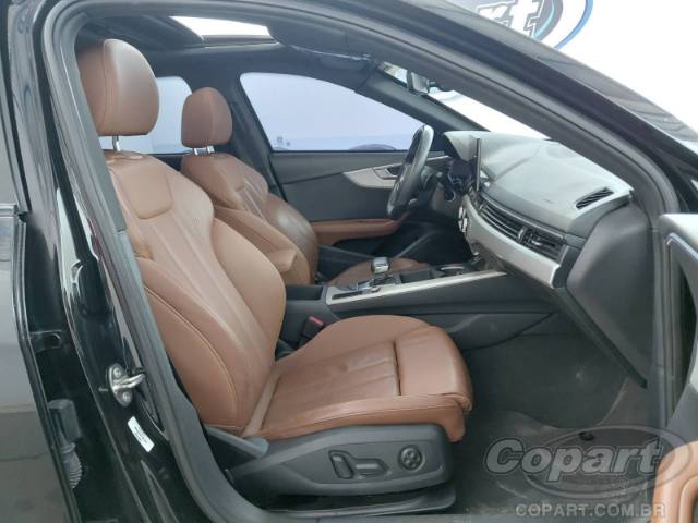 2022 AUDI A4 
