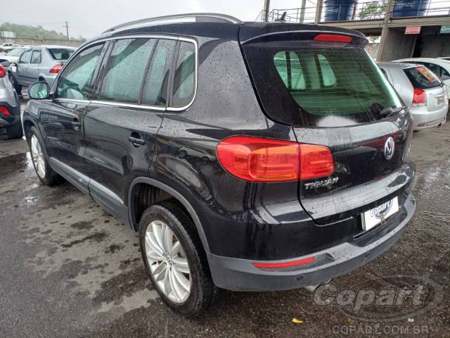 2012 VOLKSWAGEN TIGUAN 
