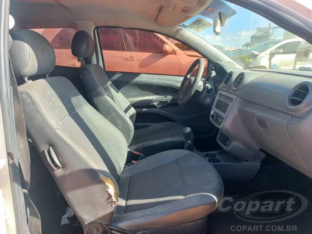 2018 VOLKSWAGEN SAVEIRO CD 